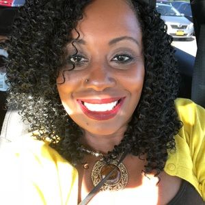 Meet your Posher, Jeanine